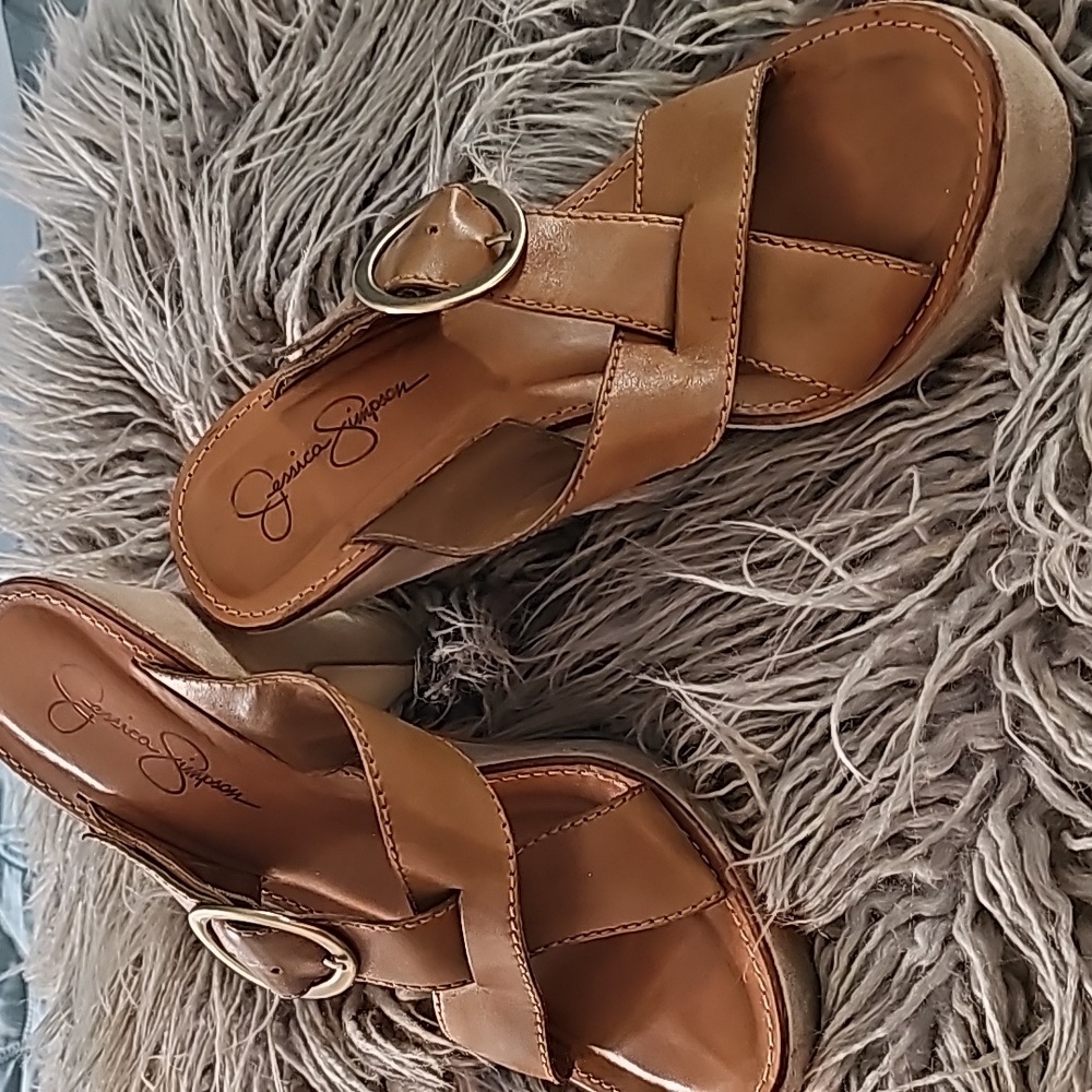 JESSICA SIMPSON sz 9.5 leather  platform sandals EUC